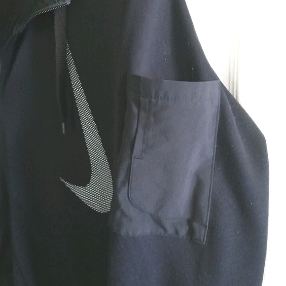 Nike Jacket with Hood - Picture 4 of 7